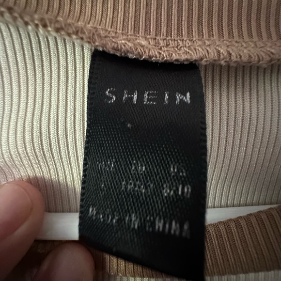 SHEIN Angel Print Tan and Brown Raglan Sleeve Crop Top Tee Size M - Picture 6 of 9